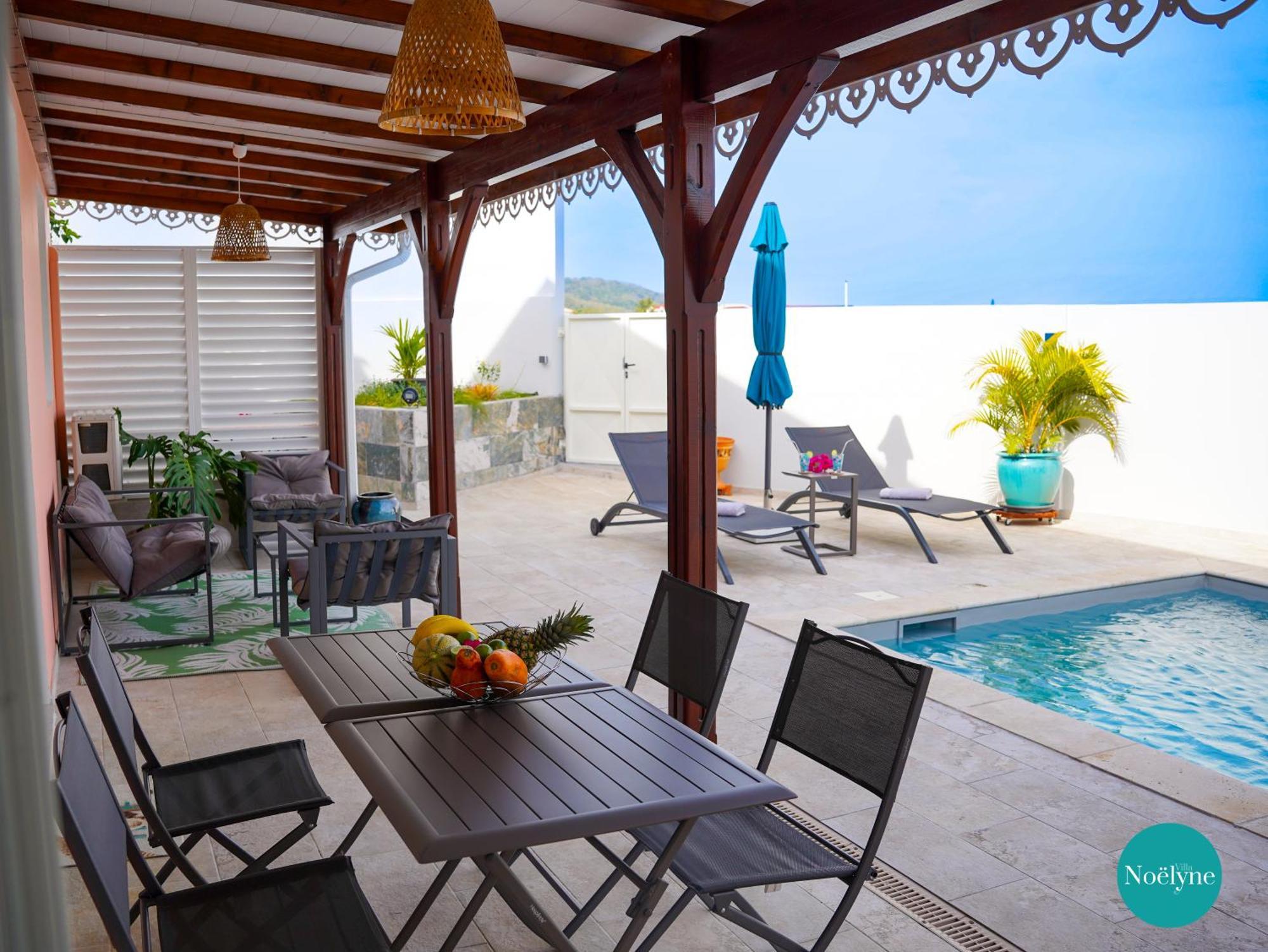 Villa Noelyne เลอ โฮแบร์ ภายนอก รูปภาพ